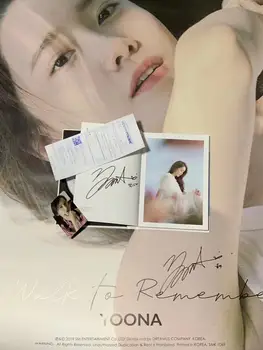 албум СНСД Yoona с автограф от ръката на A WALK TO REMEMBER K-POP + снимка във формат sigbed