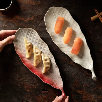 Японската реколта чиния за суши с променящите се листа в пещ, търговски керамична чиния за закуски, кнедли, чиния с дълга ивица сашими, чиния с сайрой